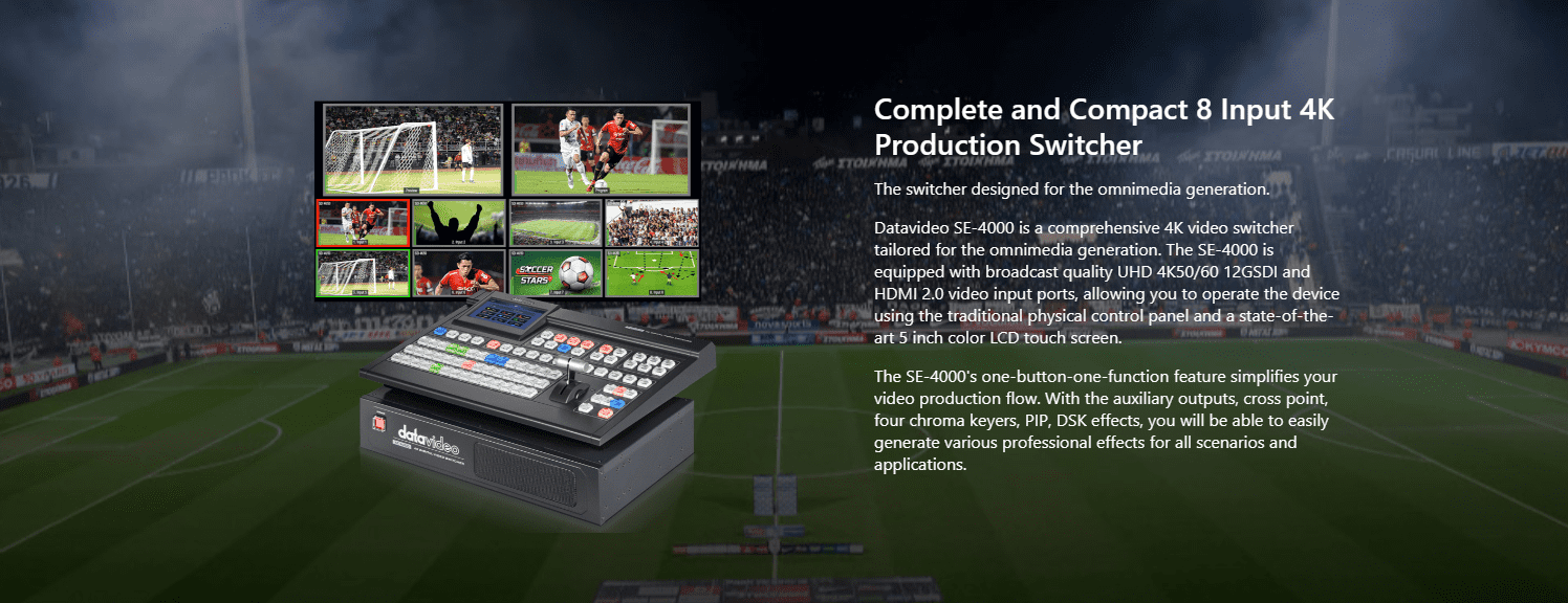Mixer video Datavideo in primo piano su un campo da calcio con schermi e immagini sportive sullo sfondo